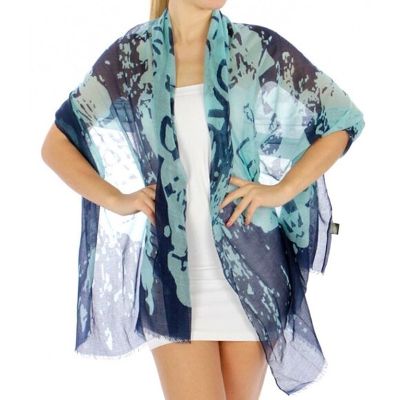 NWT Lightweight Kiss and Love Graphic Scarf - Picture 8 of 15